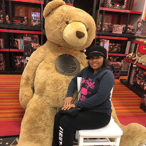 Meet your Posher, Rhoda